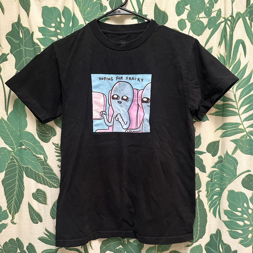 black Strange Planet T-shirt “hoping for snacks”